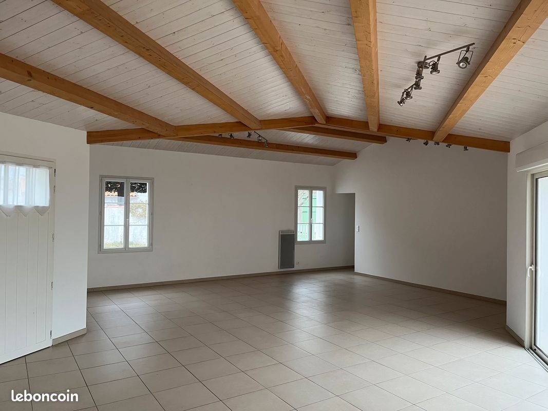 Maison à louer, 151m², Rivedoux-Plage
