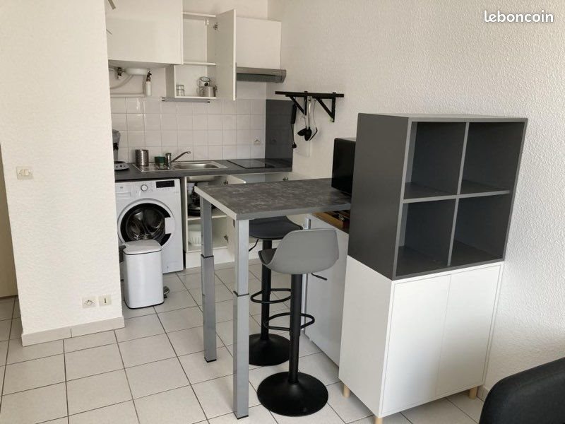 Appartement à louer, 25m², Talence