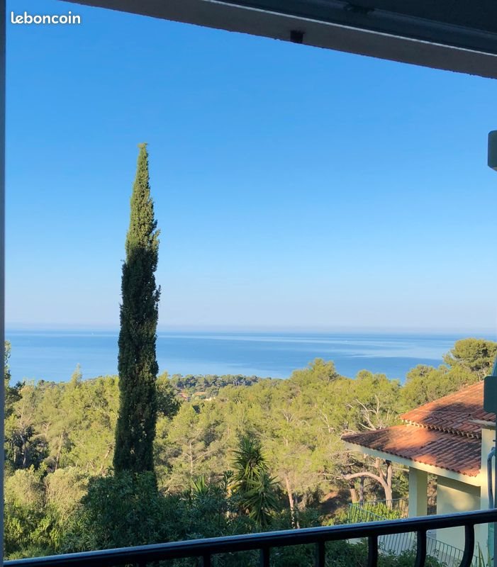 Maison à louer, 106m², Carqueiranne