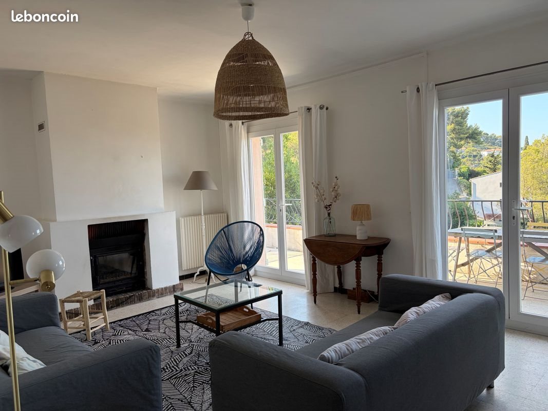 Maison à louer, 106m², Carqueiranne