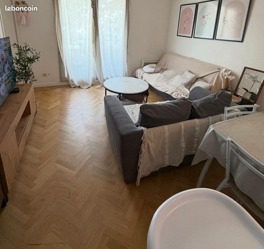 Appartement à louer, 45m², Poissy