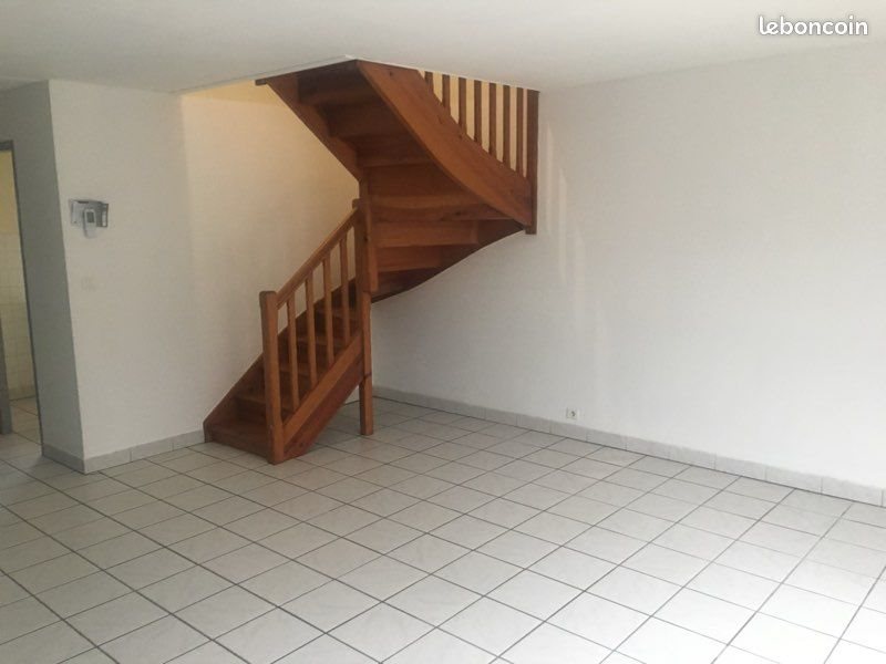 Maison à louer, 75m², Naintré