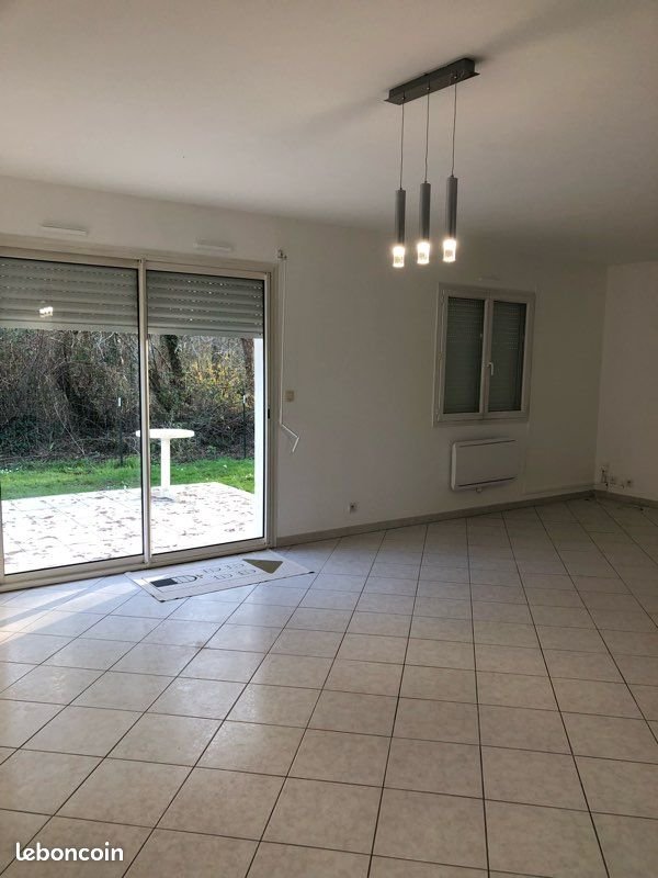 Maison à louer, 120m², Lons