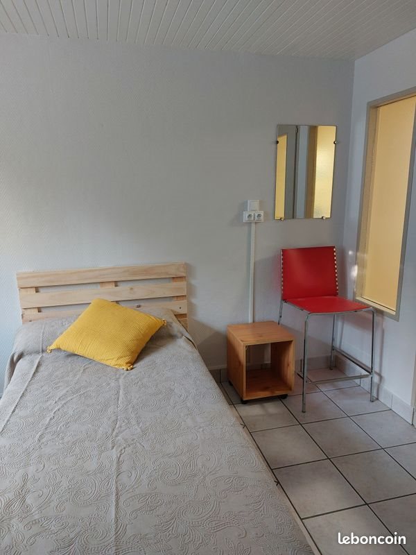 Appartement à louer, 25m², Niort