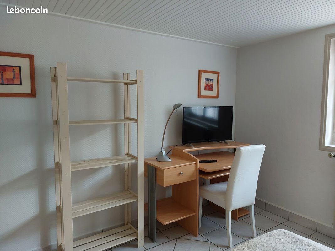 Appartement à louer, 25m², Niort