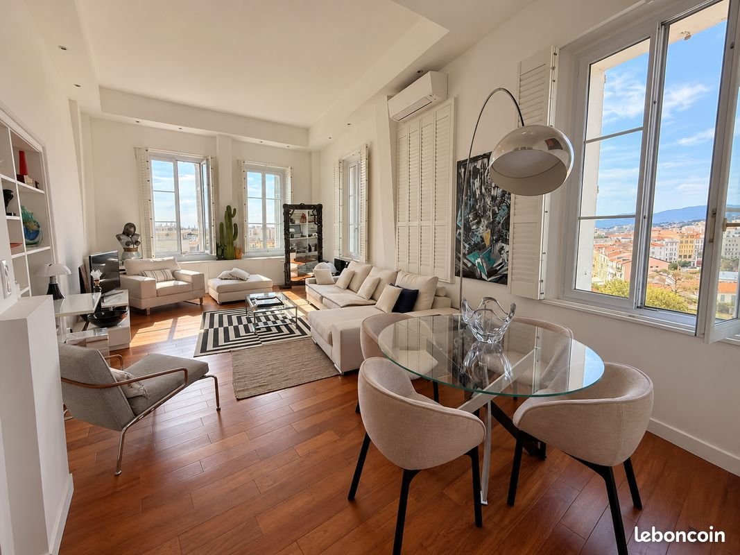 Appartement à louer, 76m², Cannes