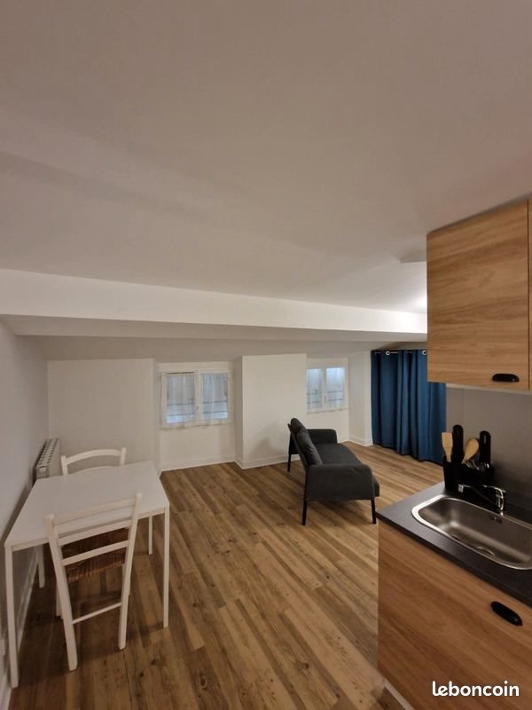 Appartement à louer, 26m², Niort
