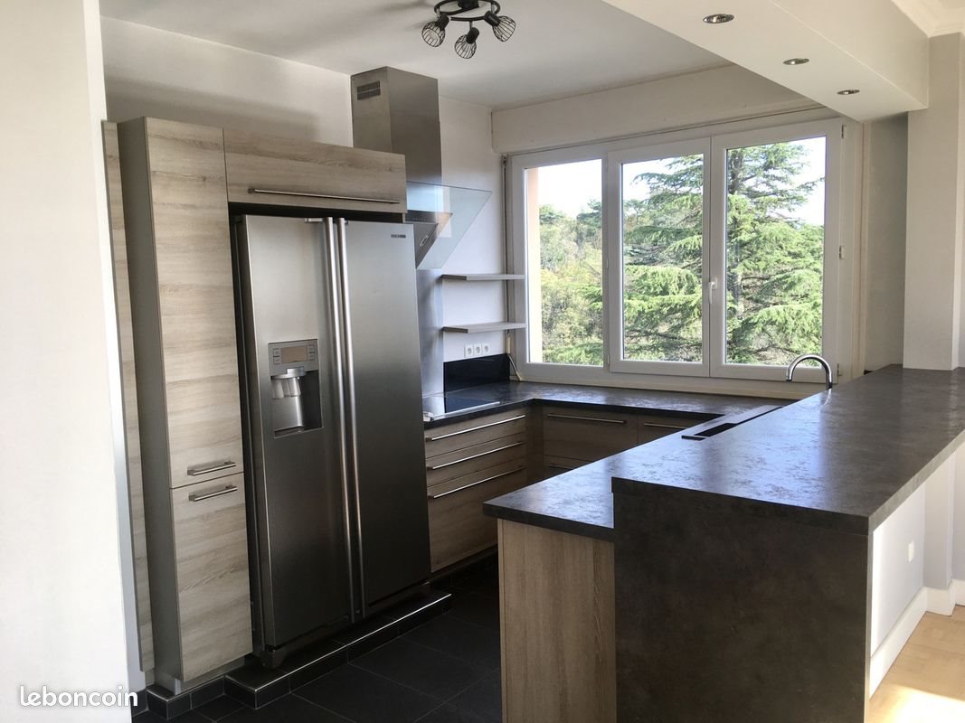 Appartement à louer, 93m², Sainte-Foy-lès-Lyon