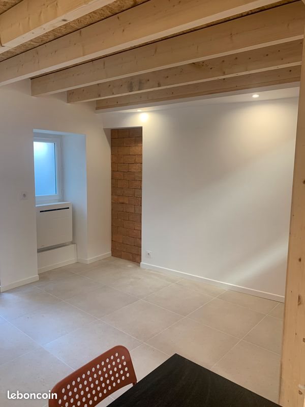 Maison à louer, 52m², Cugand