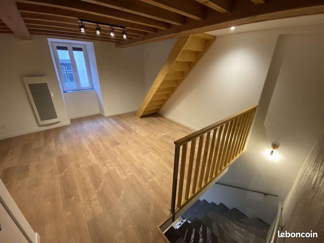 Maison à louer, 55m², Volvic
