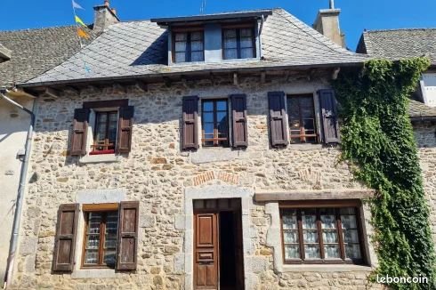 Maison à vendre, 133m², Saint-Mamet-la-Salvetat