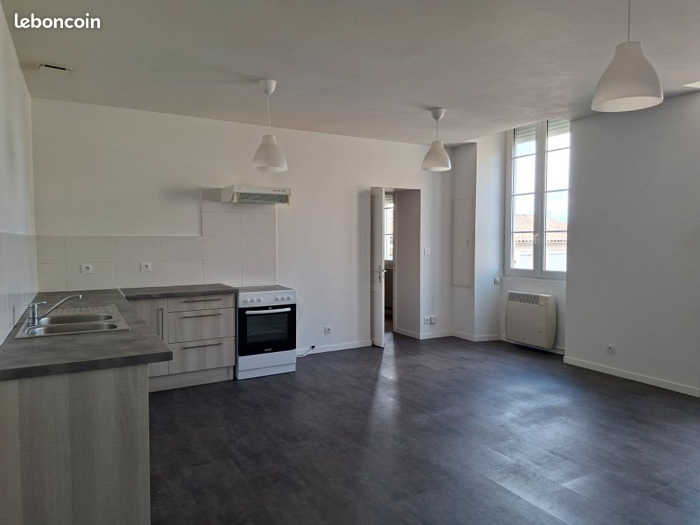 Appartement à louer, 65m², Auros