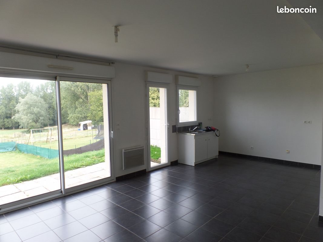 Maison à louer, 74m², Mametz