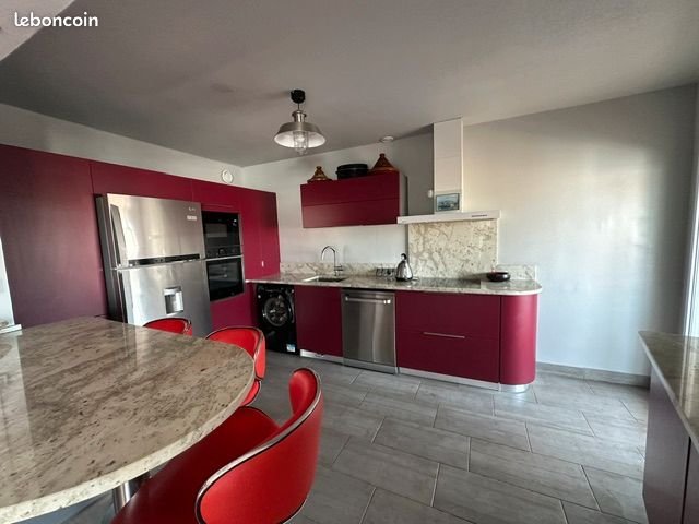 Appartement à louer, 105m², Saint-Raphaël