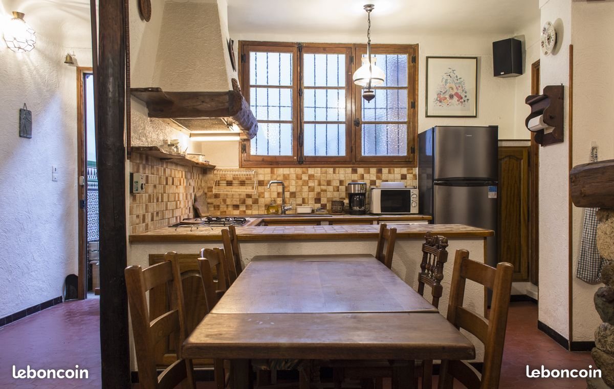 Appartement à louer, 80m², Puget-Théniers