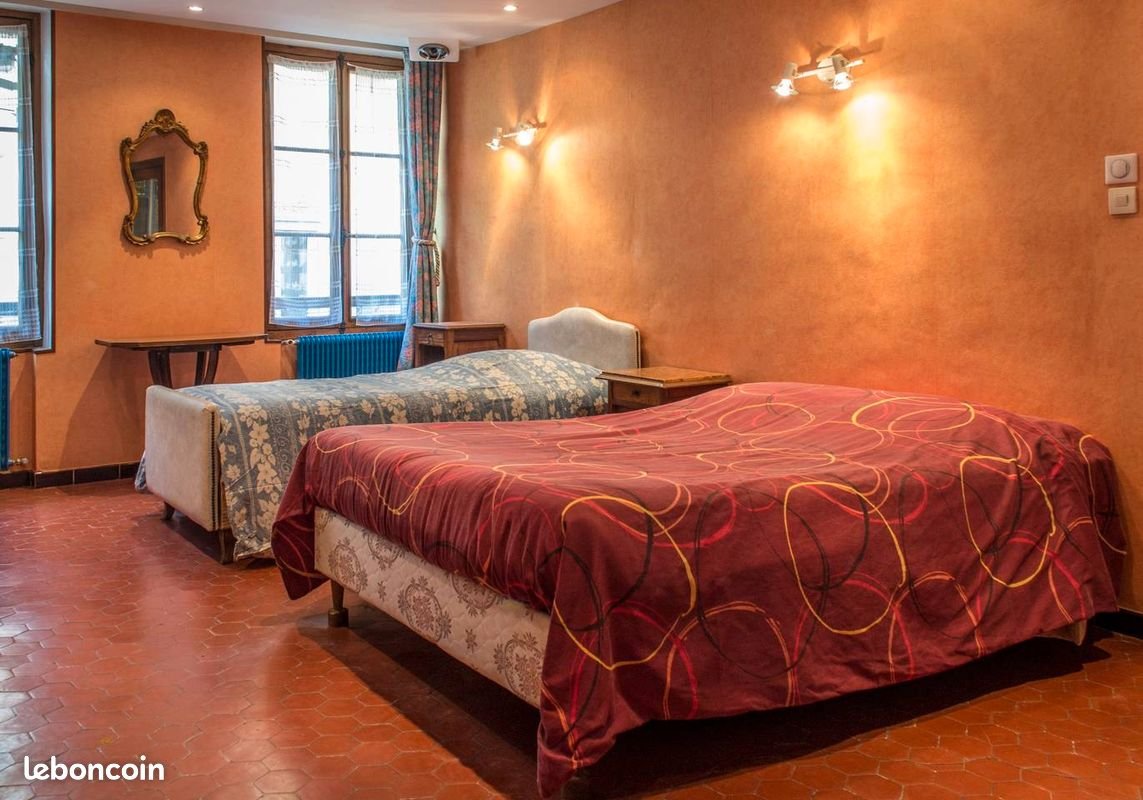 Appartement à louer, 80m², Puget-Théniers