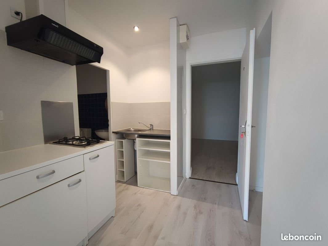 Appartement à louer, 30m², Roullet-Saint-Estèphe