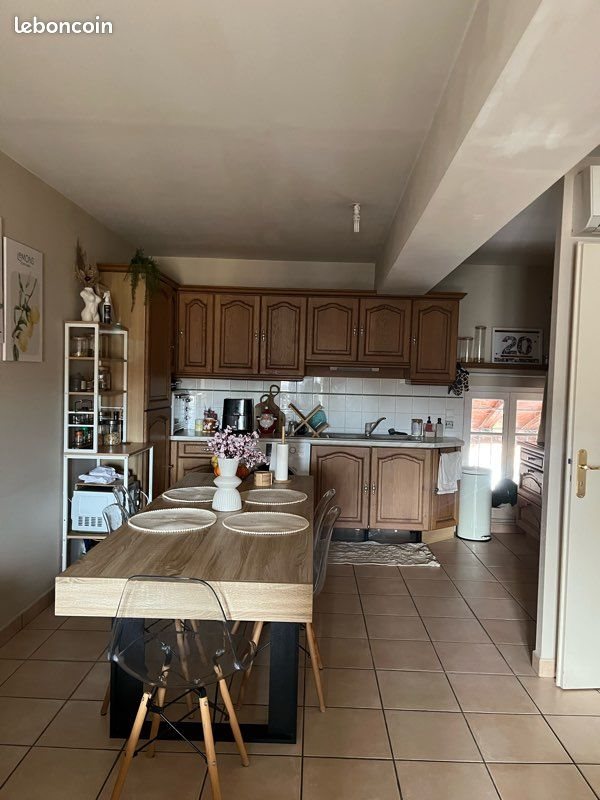 Appartement à louer, 47m², Marboz