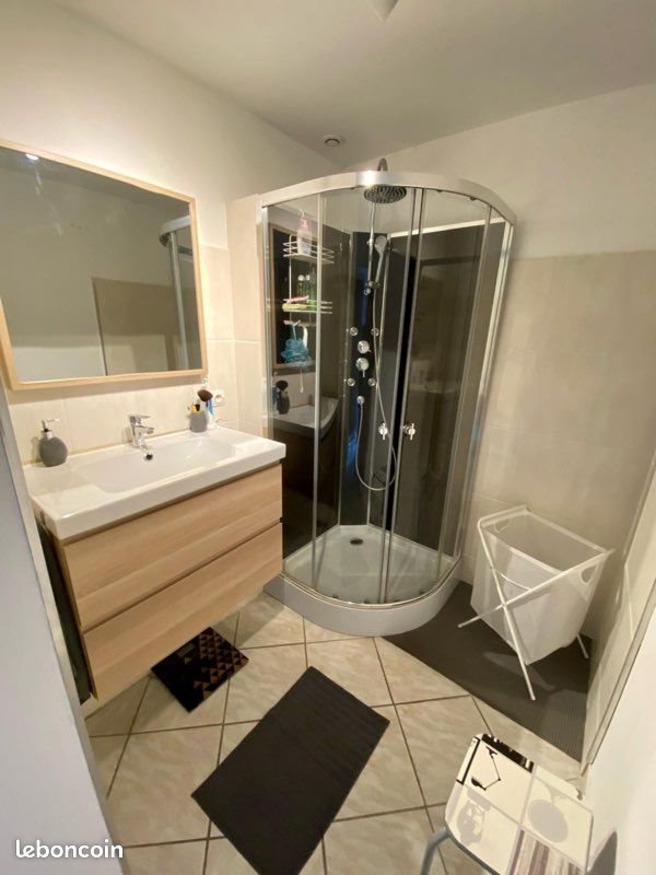 Appartement à louer, 70m², Donzère
