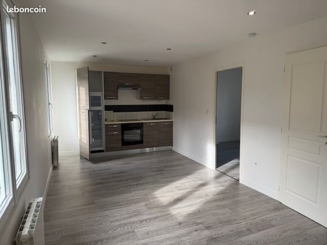 Appartement à louer, 40m², Murol