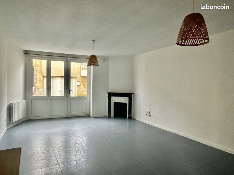 Appartement à louer, 65m², Nueil-les-Aubiers