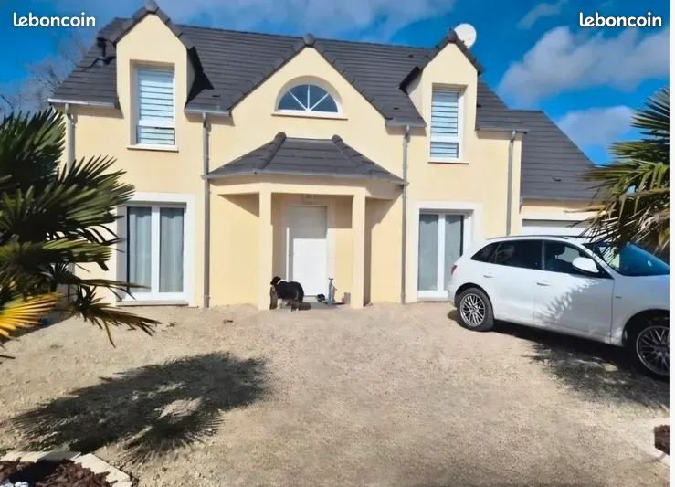 Maison à vendre, 135m², Chambon-la-Forêt