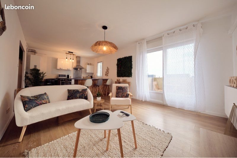 Appartement à louer, 70m², Bastia