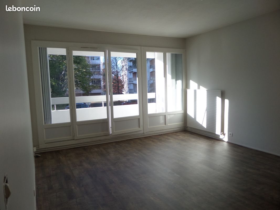 Appartement à louer, 70m², Pau