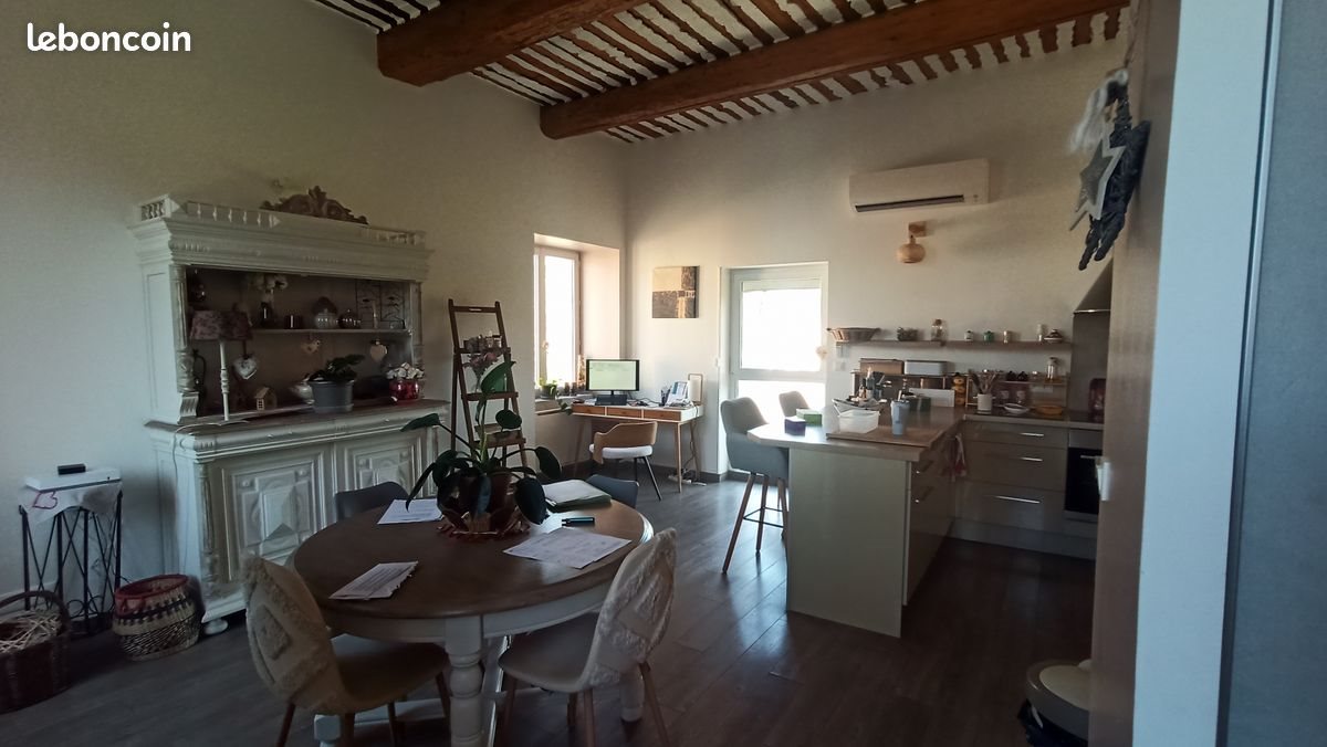 Appartement à louer, 67m², Sernhac