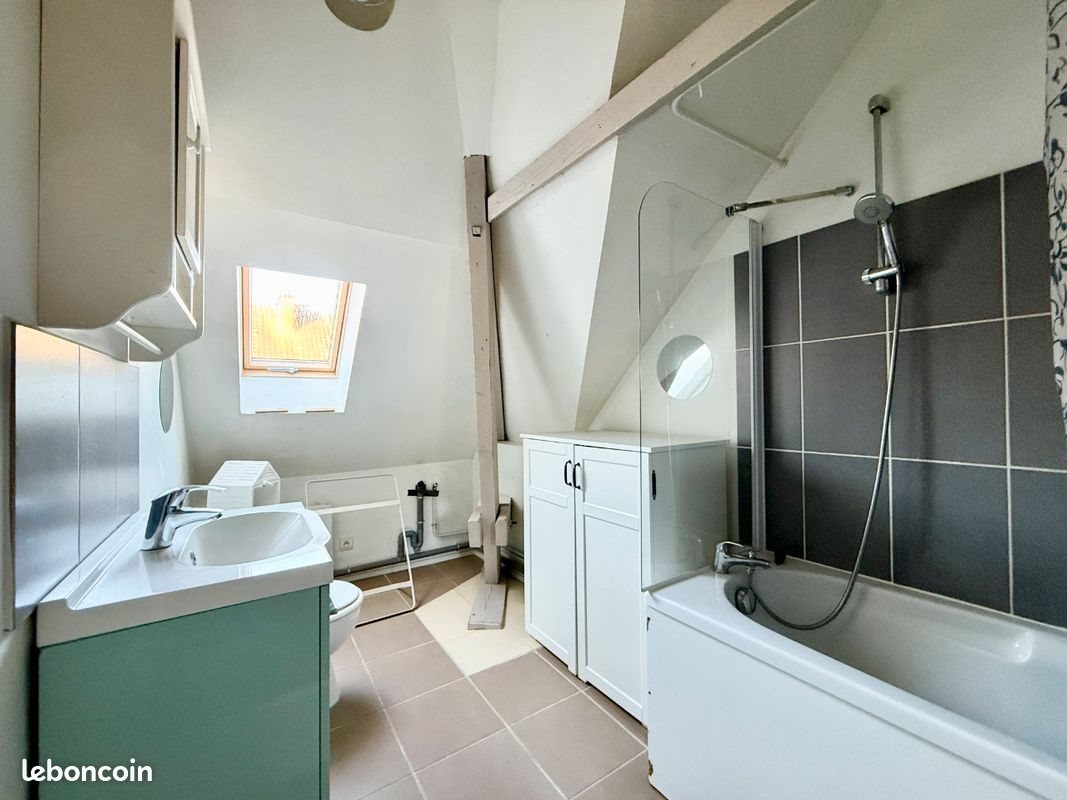 Appartement à louer, 28m², Pont-Sainte-Maxence