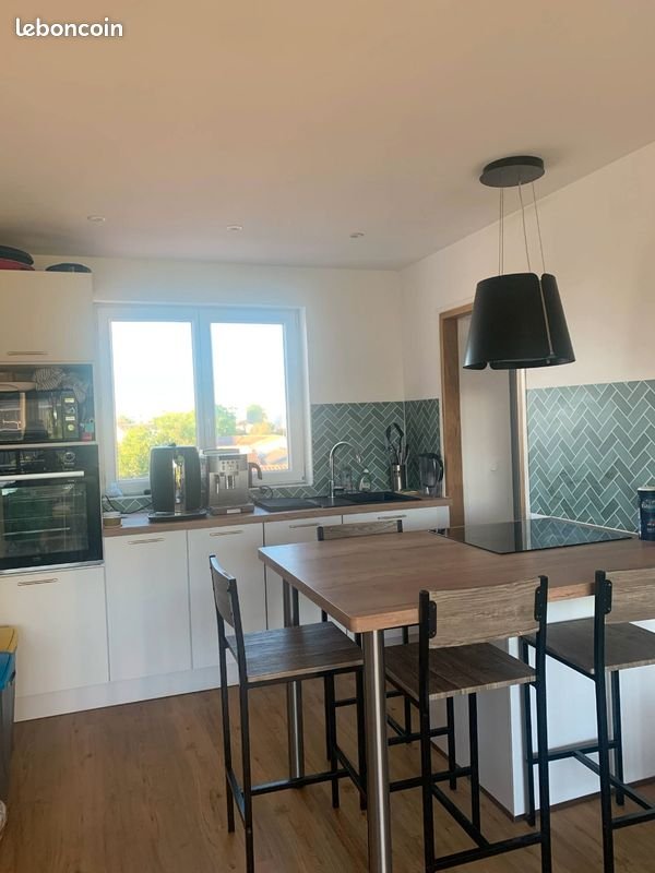 Appartement à louer, 68m², Rochefort