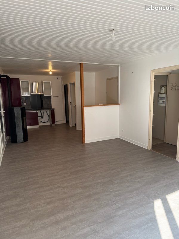 Appartement à louer, 80m², Montmeyran
