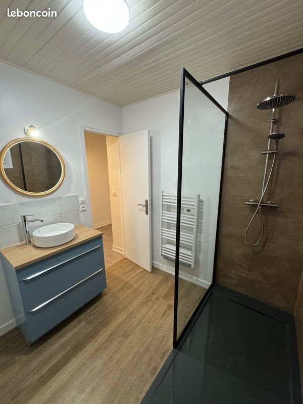 Appartement à louer, 80m², Montmeyran