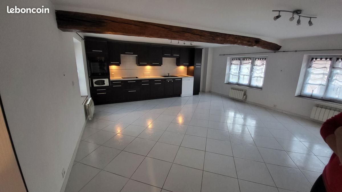 Appartement à louer, 117m², Pierre-Levée