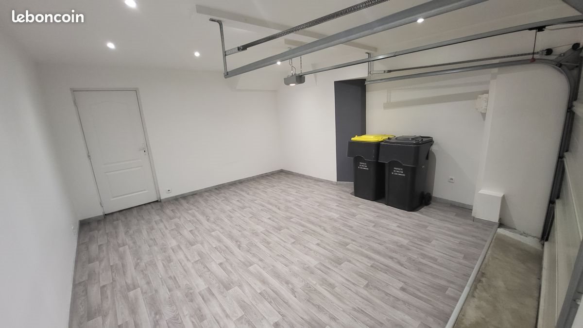 Appartement à louer, 117m², Pierre-Levée