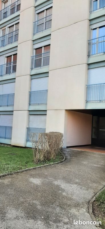 Appartement à louer, 75m², Montbard