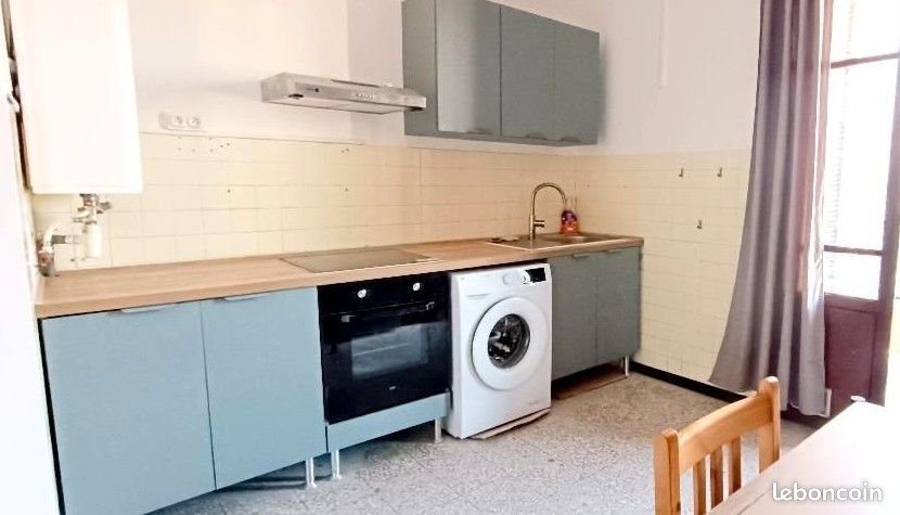 Appartement à louer, 72m², Ajaccio