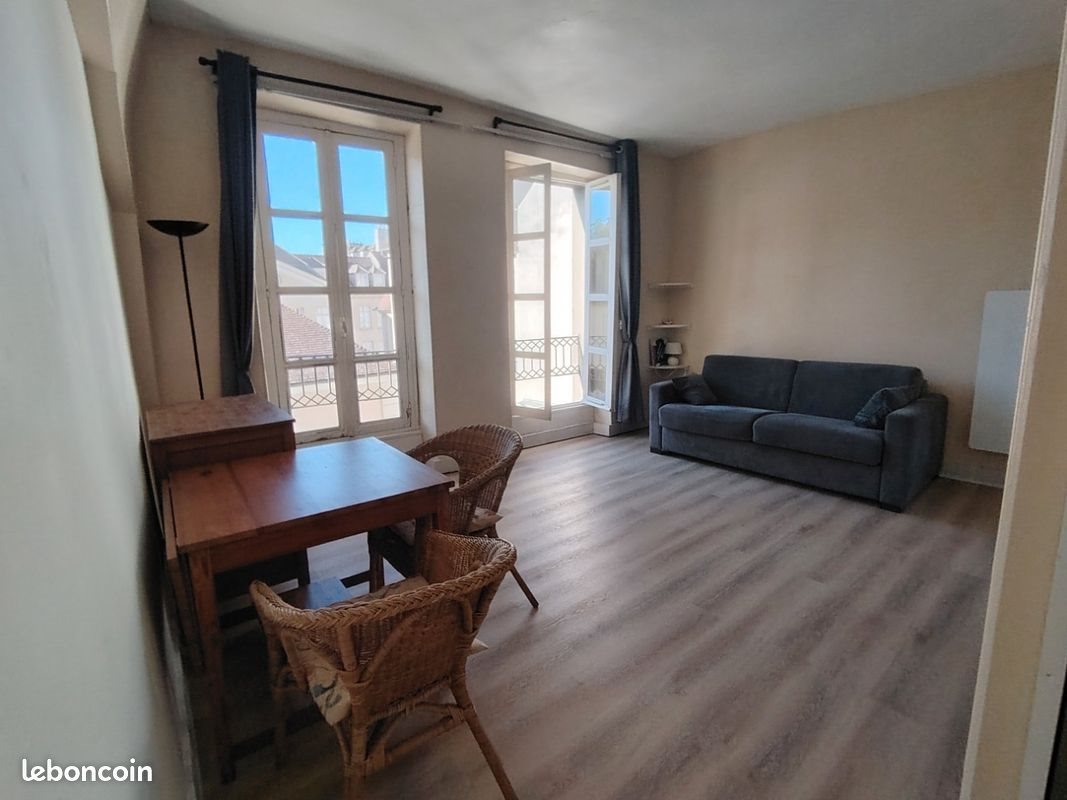 Appartement à louer, 24m², Saint-Germain-en-Laye