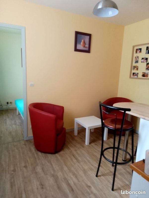 Appartement à louer, 22m², Rochefort