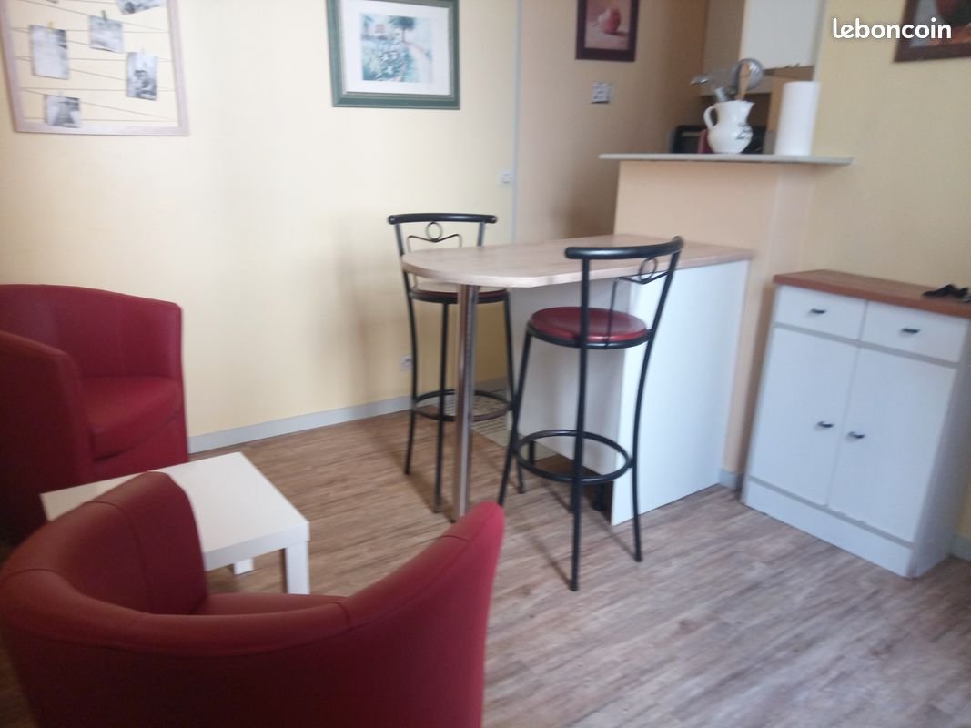 Appartement à louer, 22m², Rochefort