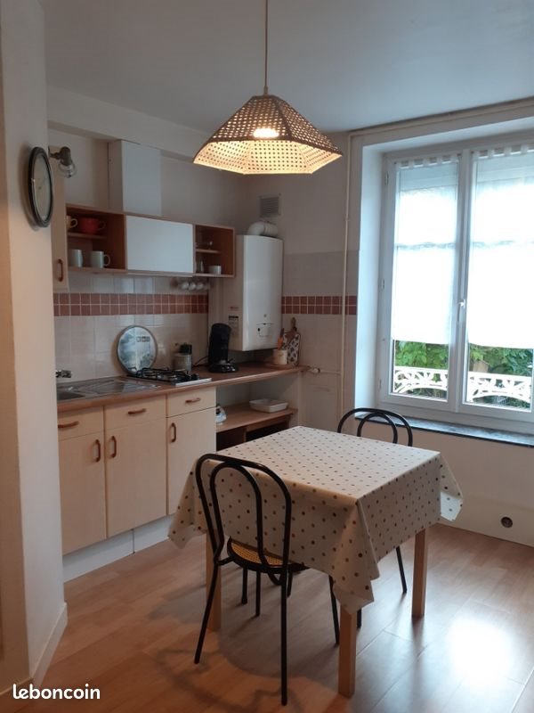 Appartement à louer, 29m², Saint-Max