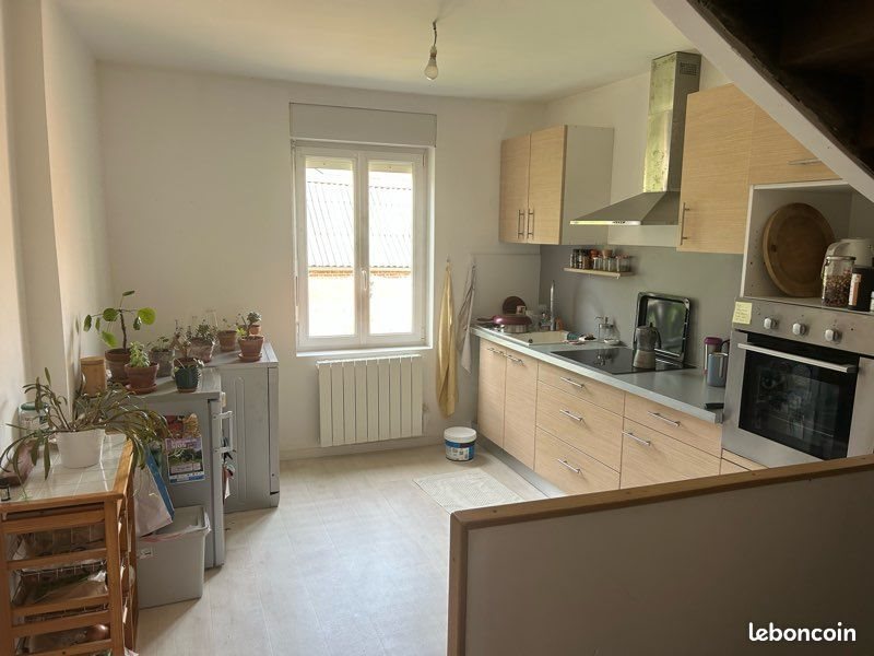 Maison à louer, 90m², Briouze