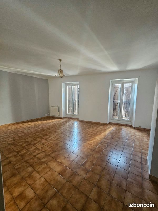 Appartement à louer, 70m², Limoux