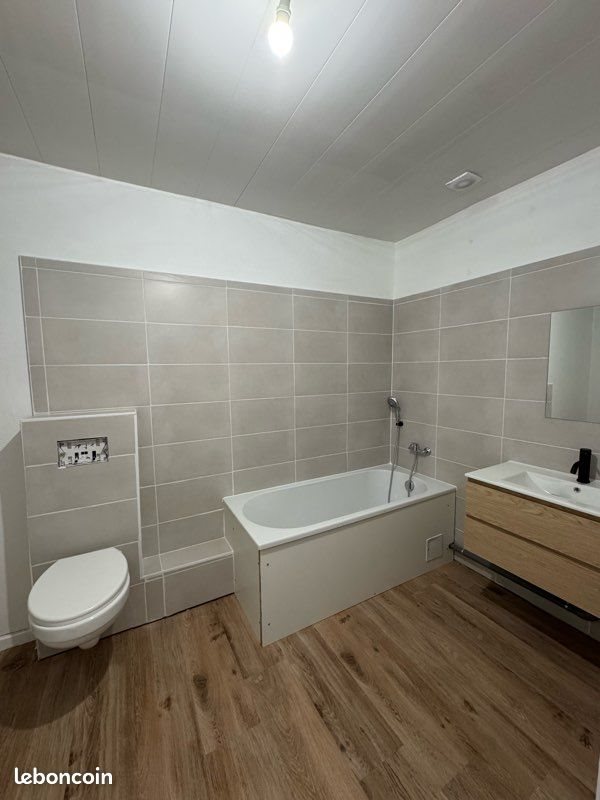 Maison à louer, 123m², Sivry-sur-Meuse