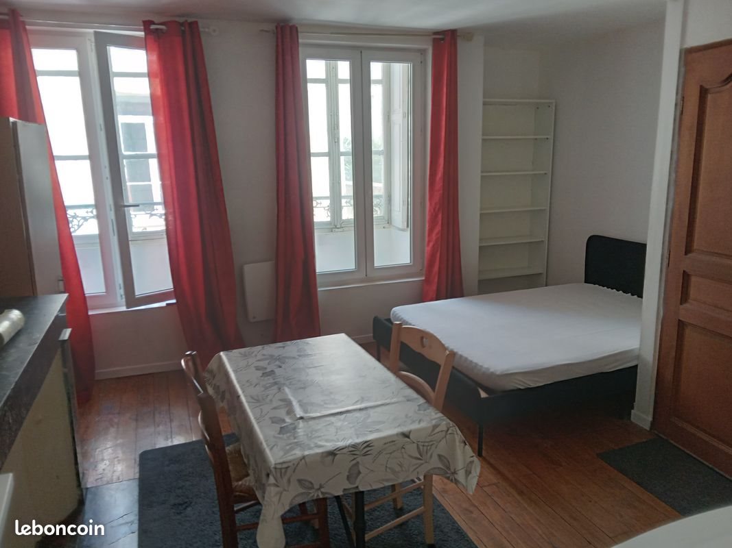 Appartement à louer, 19m², Laon