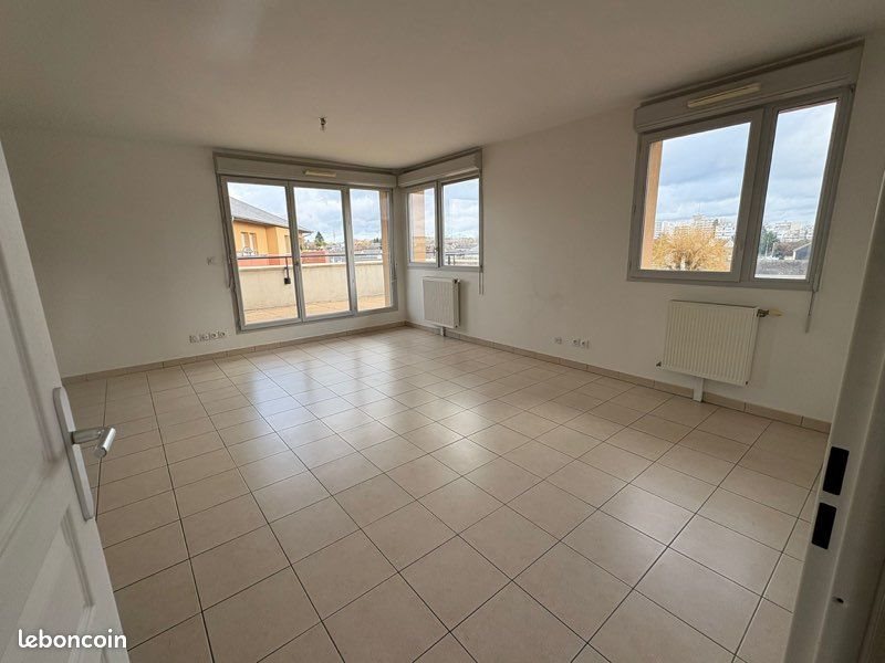 Appartement à louer, 72m², Fleury-les-Aubrais
