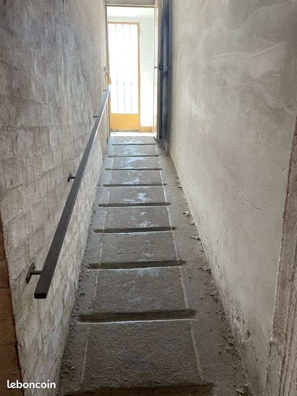 Maison à louer, 17m², Arles