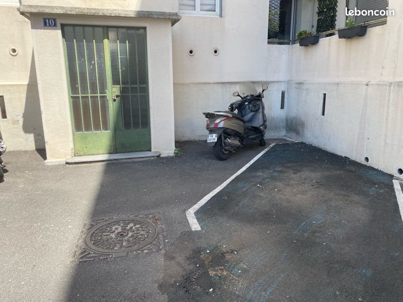 Maison à louer, 17m², Arles
