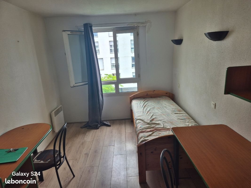 Appartement à louer, 18m², Cergy