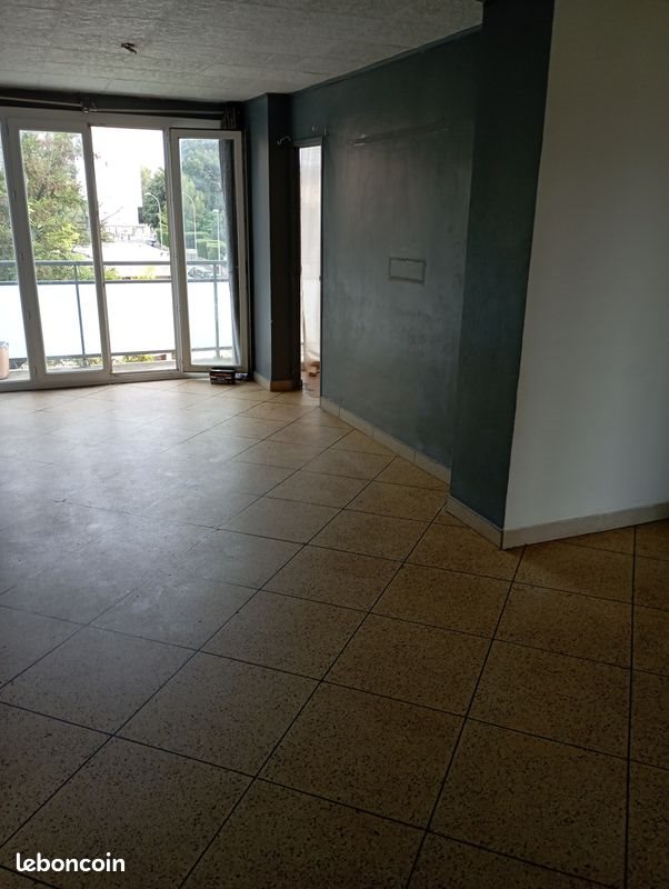 Appartement à louer, 69m², Marseille 9ème